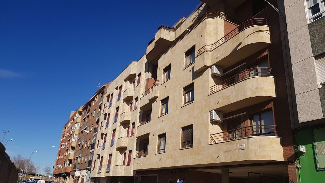 Apartamentos Anita Саламанка Екстериор снимка