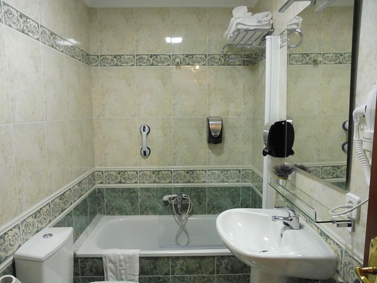 Apartamentos Anita Саламанка Екстериор снимка
